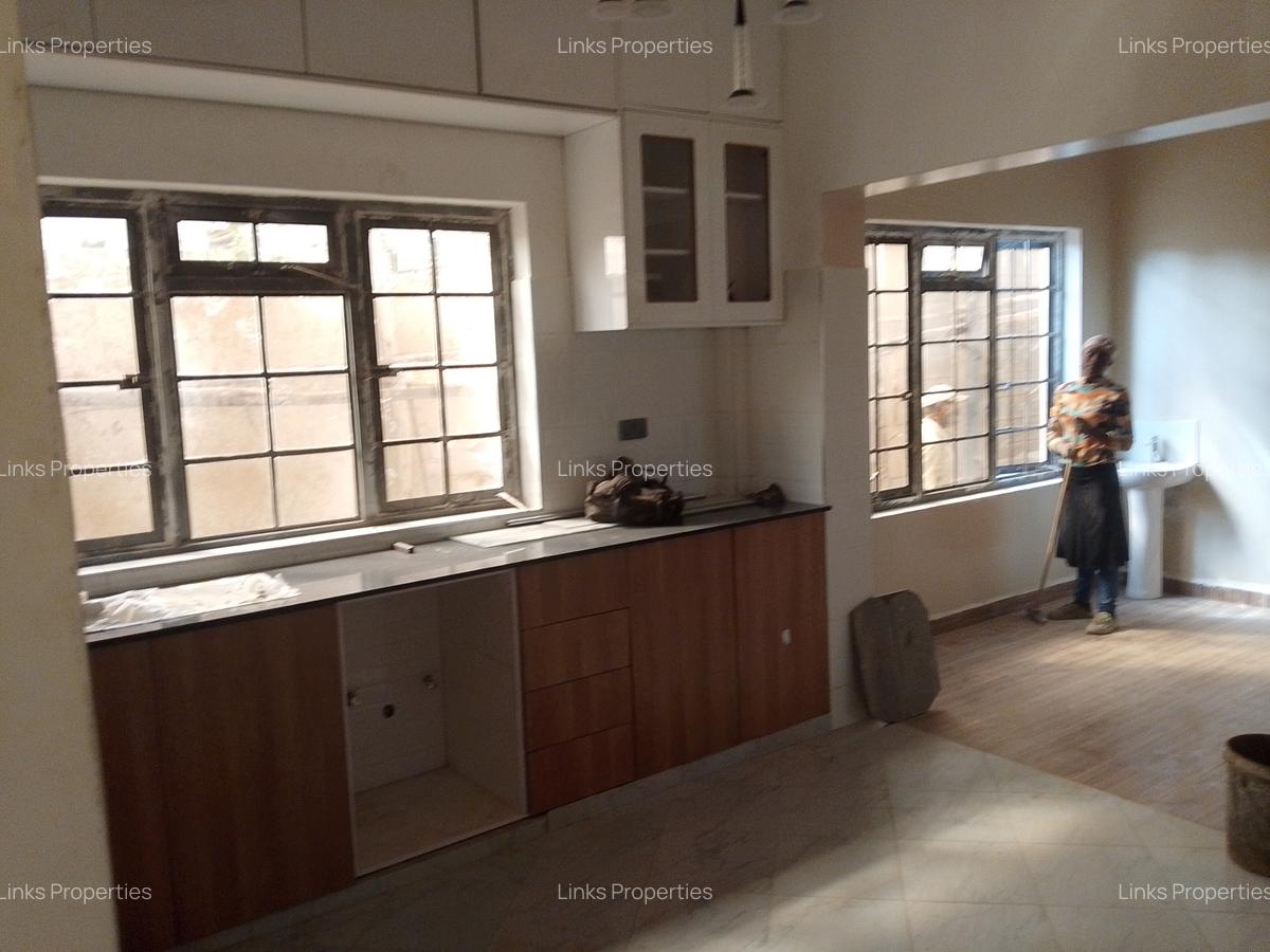 3 Bed Townhouse with En Suite at Langata Road - 4