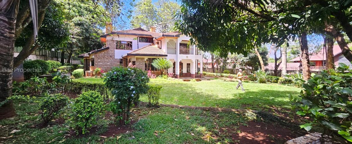 5 Bed House with En Suite in Runda - 1