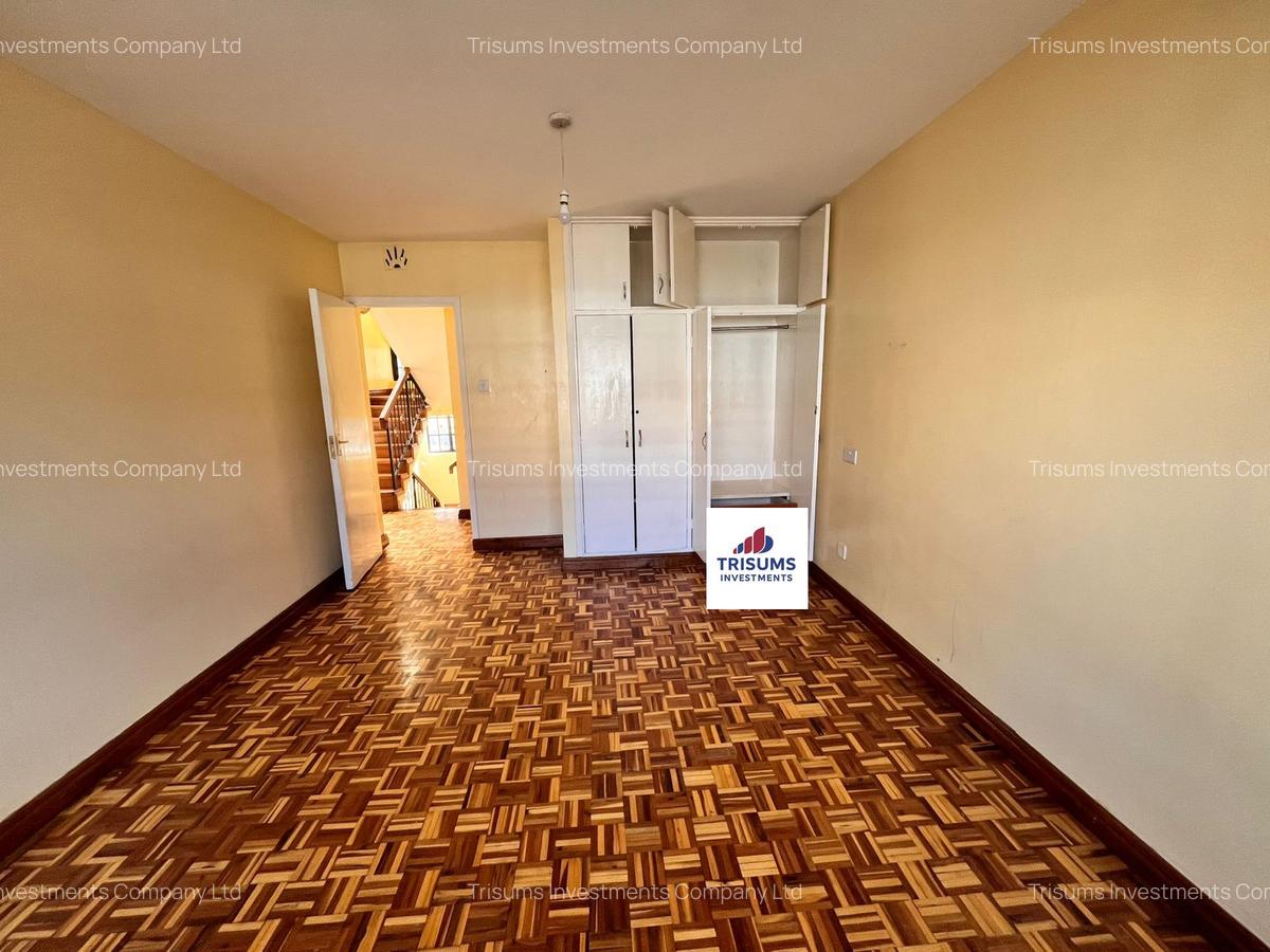 4 Bed Townhouse with En Suite in Westlands Area - 11