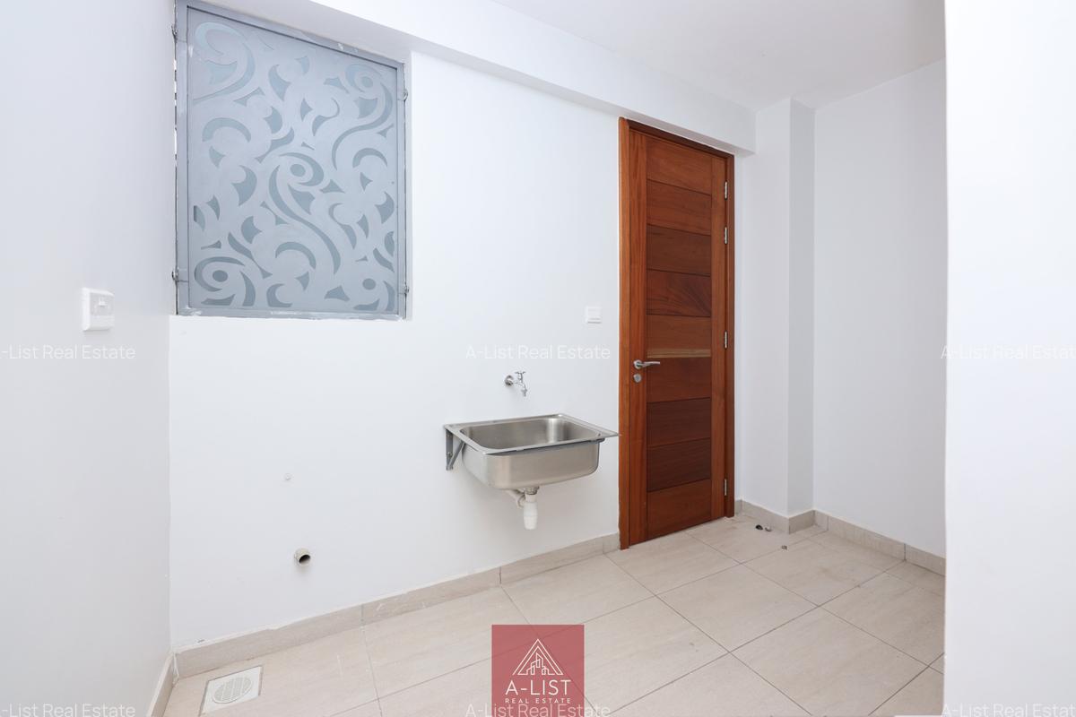 2 Bed Apartment with En Suite at Nyeri Road - 9