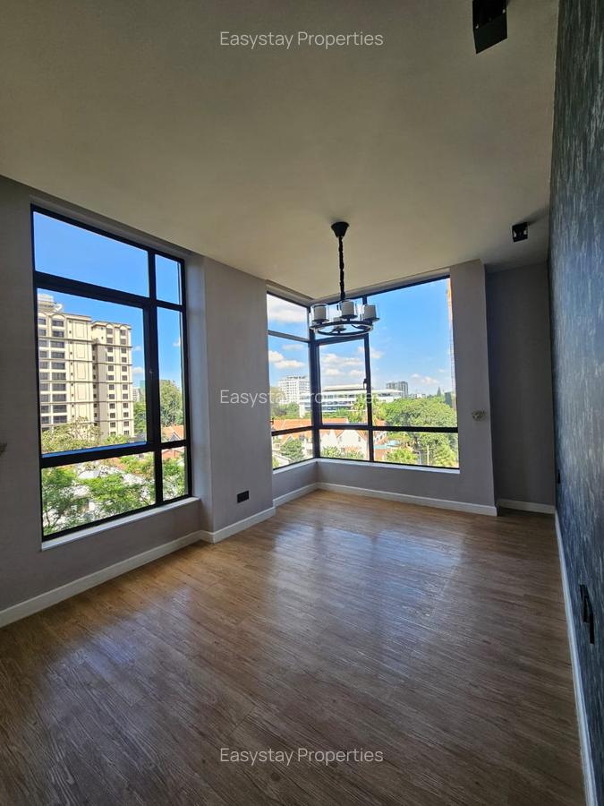 3 Bed Apartment with En Suite in Westlands Area - 1