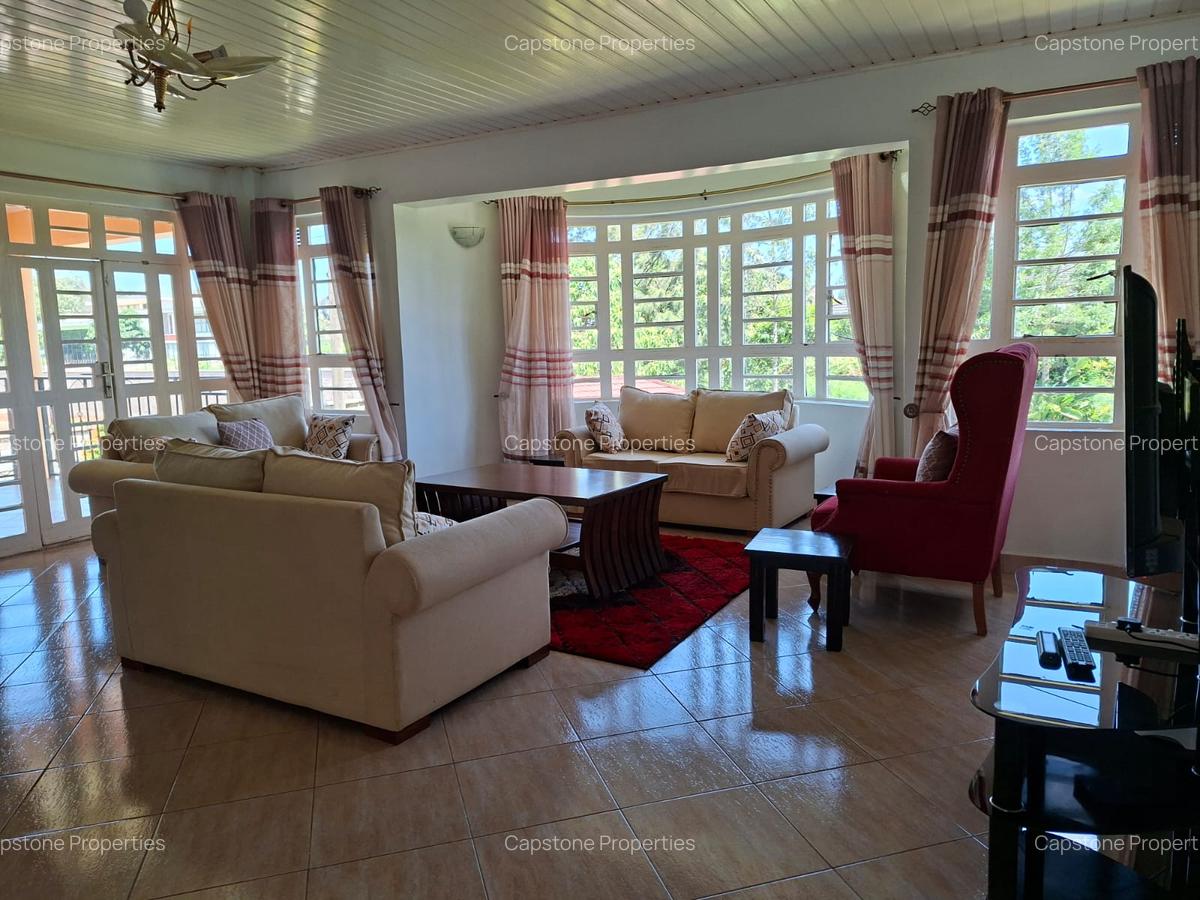 Serviced 2 Bed Apartment with En Suite at Runda - 9