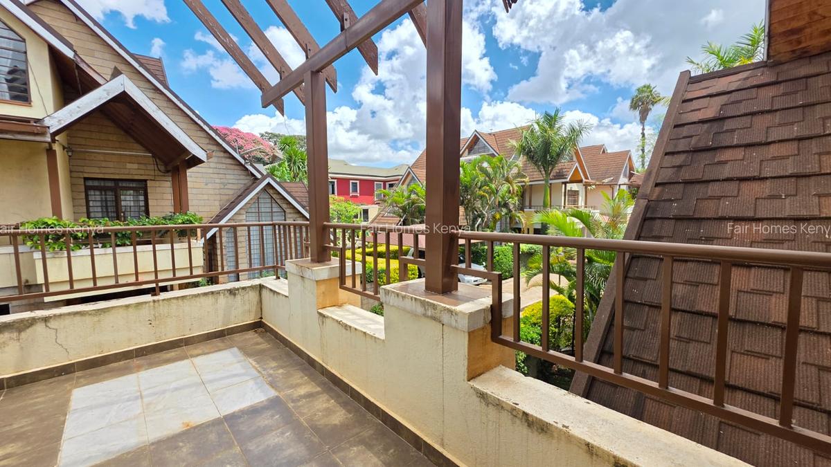 5 Bed Townhouse with En Suite at Manyani East - 6