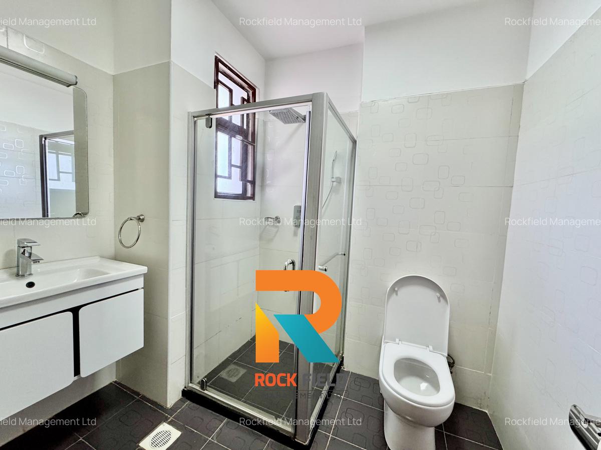 4 Bed Townhouse with En Suite in Runda - 13