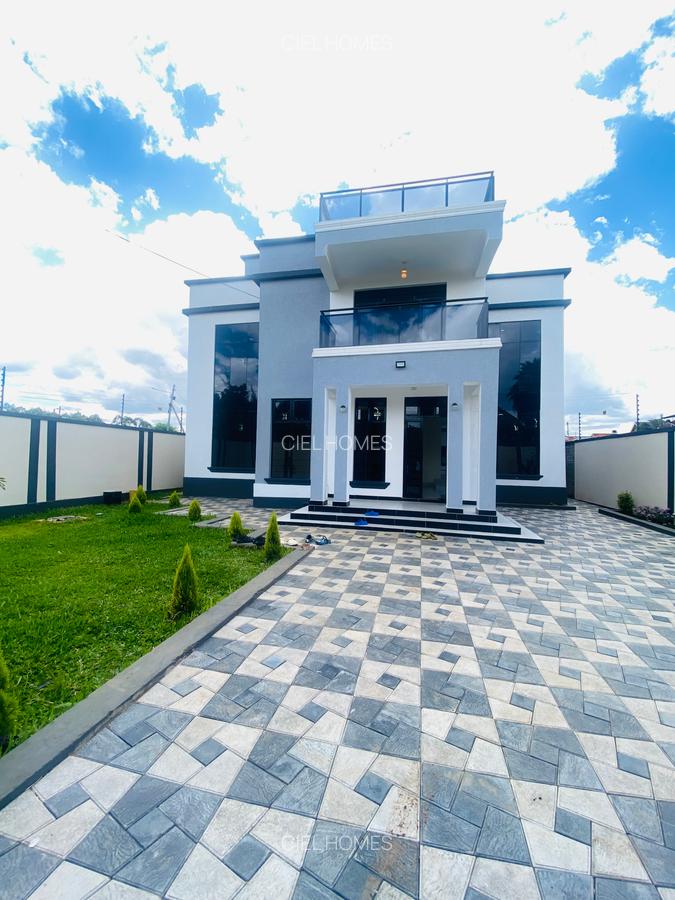4 Bed Villa with En Suite at Eastern Bypass - 1