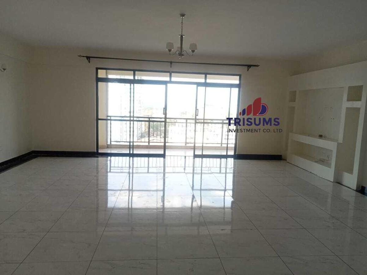 Serviced 3 Bed Apartment with En Suite in Parklands - 1