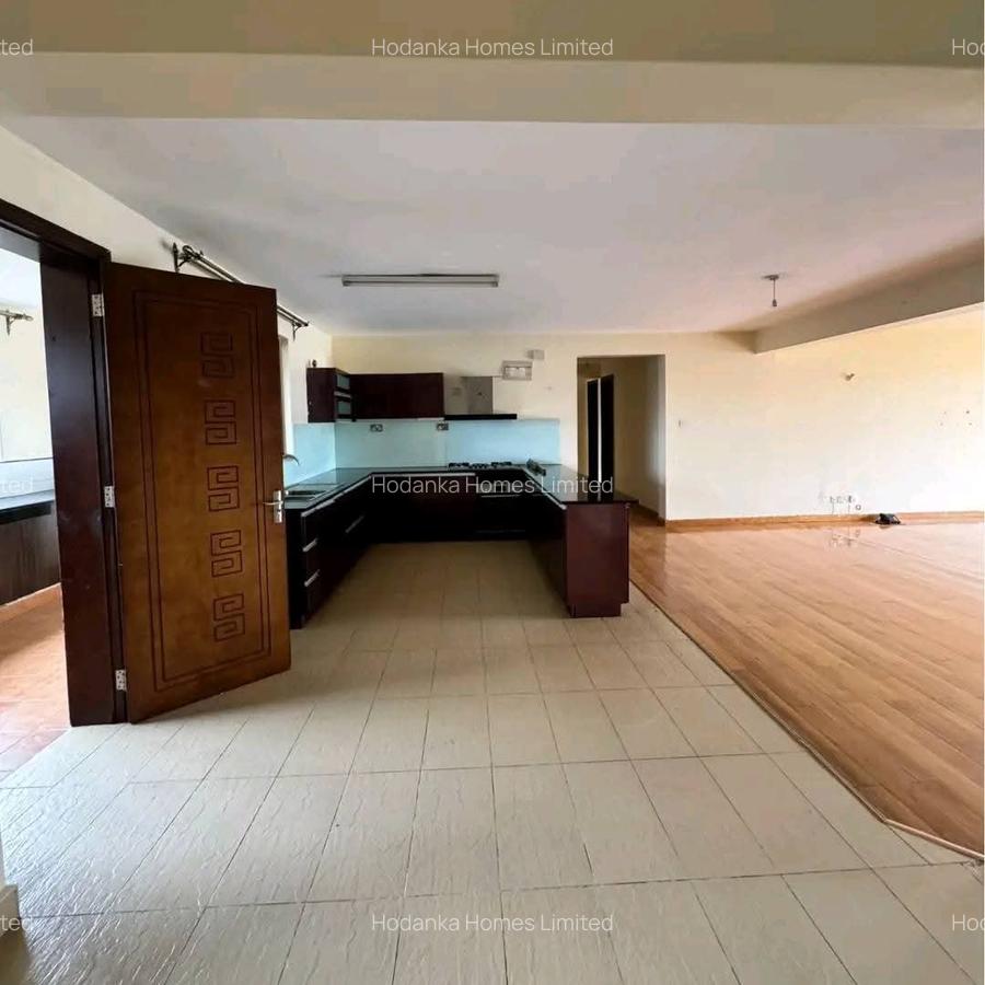 Serviced 3 Bed Apartment with En Suite in Kilimani - 7