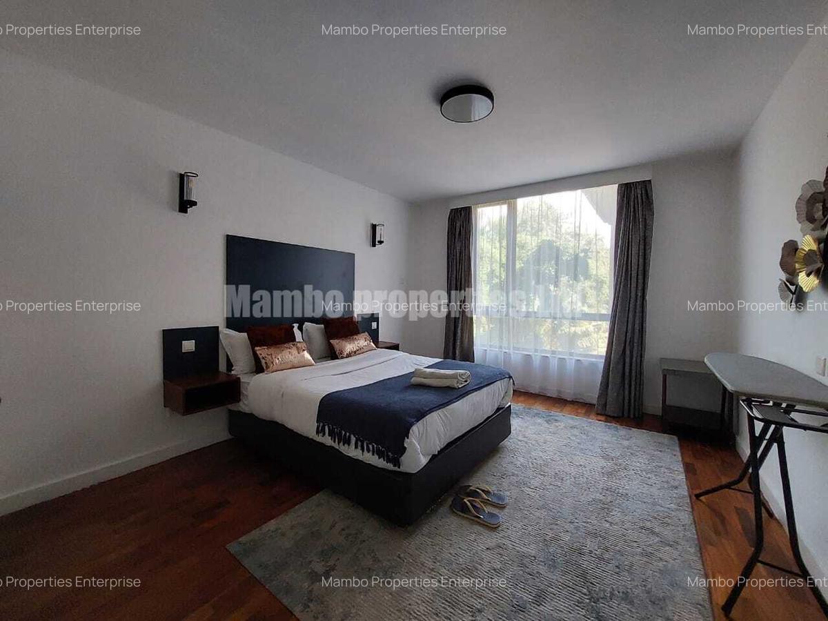 Serviced 2 Bed Apartment with En Suite at Kitale Lane - 14