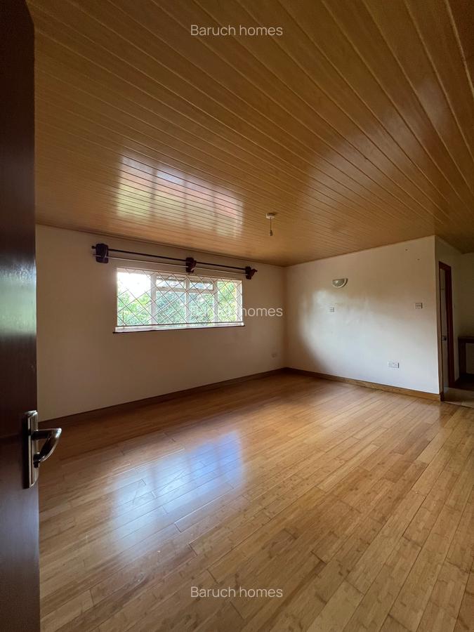 4 Bed Villa with En Suite in Runda - 18