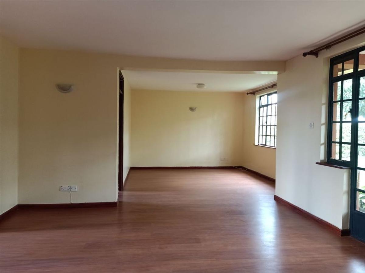 4 Bed House with En Suite at Fourways Junction Estate - 3