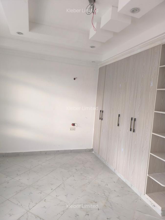 5 Bed House with En Suite in Ruiru - 6