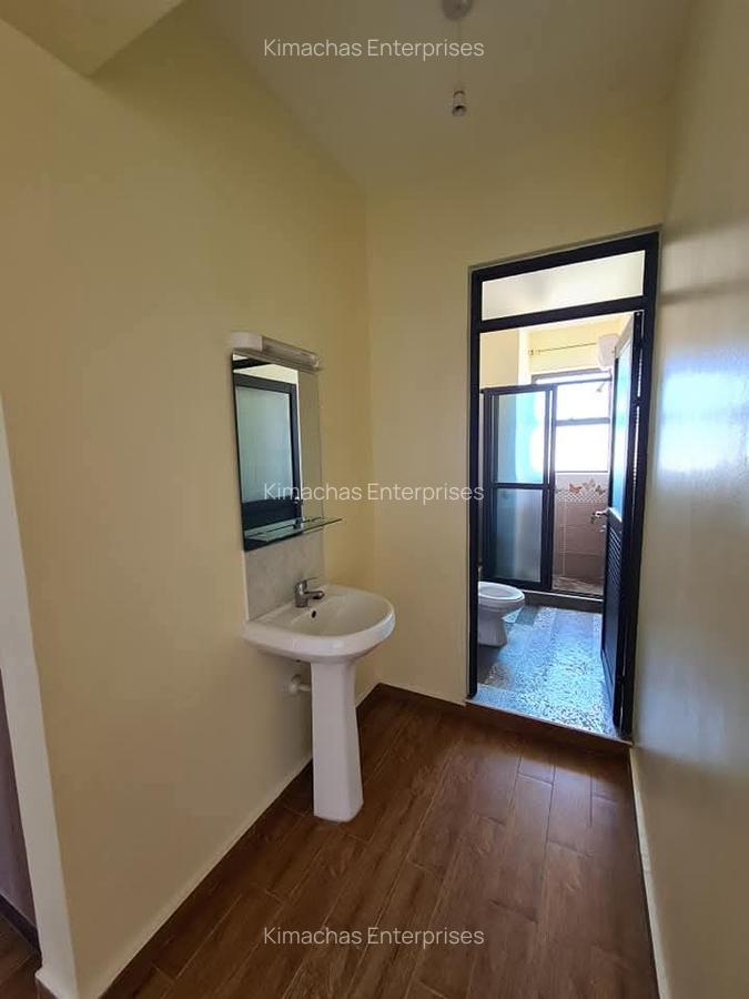 3 Bed Apartment with En Suite at Beach Road - 6