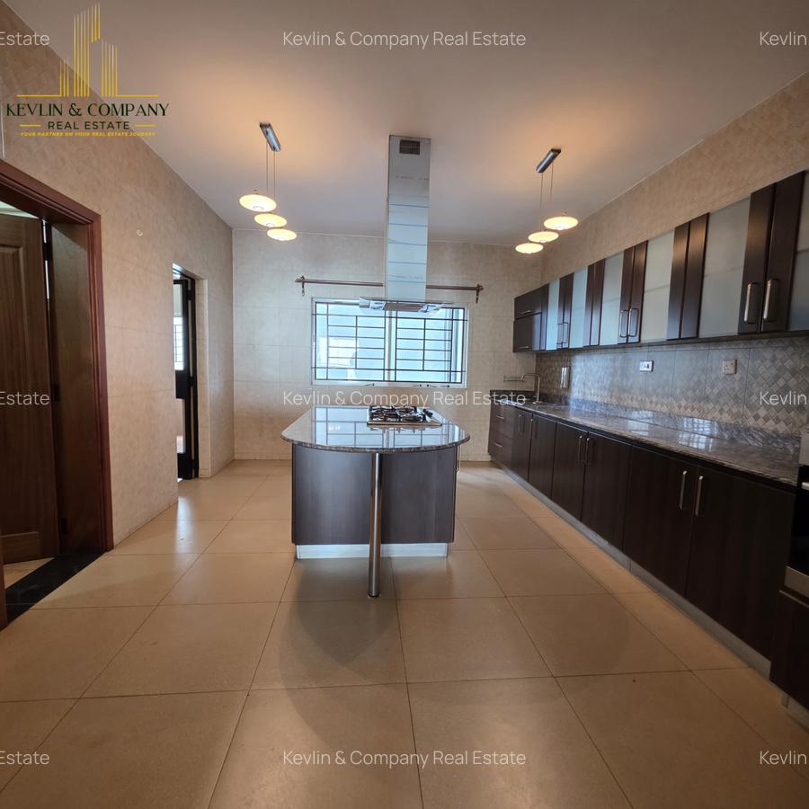 3 Bed Apartment with En Suite in Kileleshwa - 3