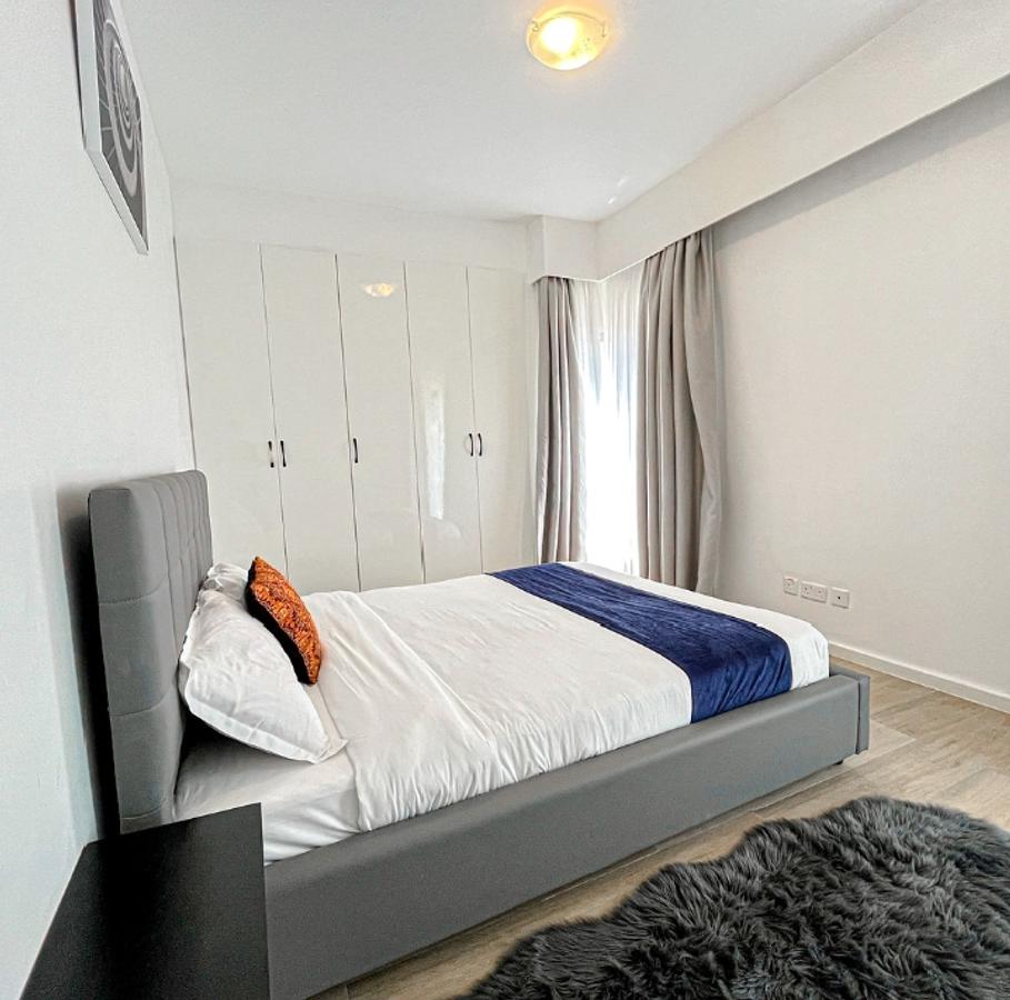 Furnished 2 Bed Apartment with En Suite in Riverside - 2