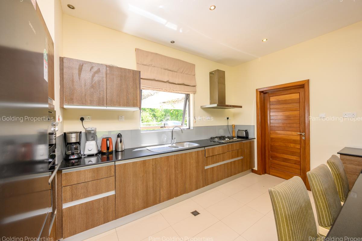 3 Bed House with En Suite at Kilifi Creek - 5