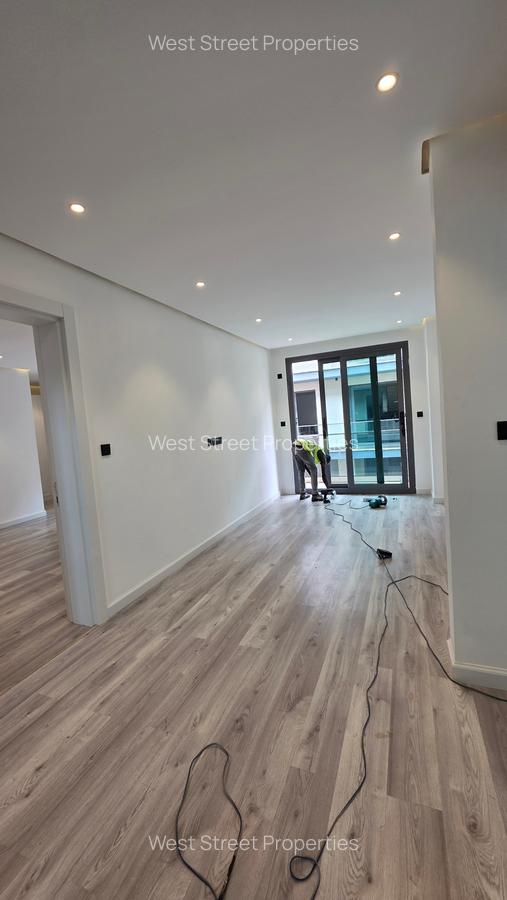 5 Bed Villa with En Suite at Lavington - 18