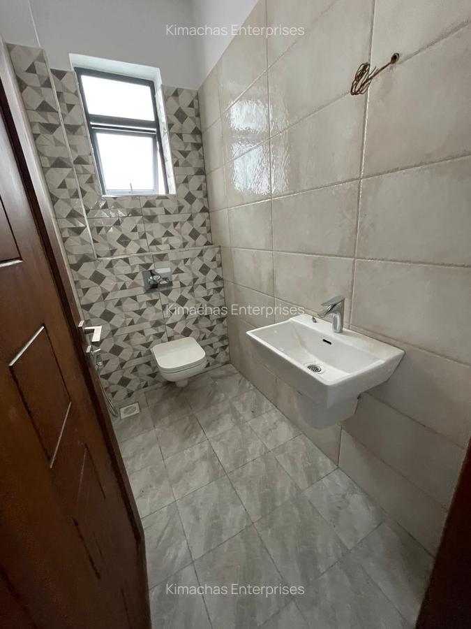 Serviced 3 Bed Apartment with En Suite at Bustani Close - 6