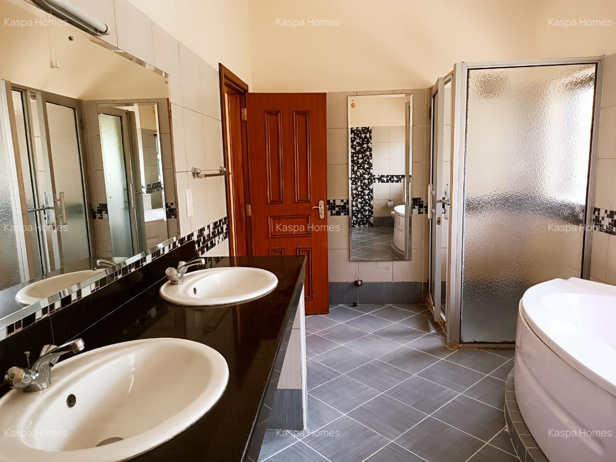 4 Bed House with En Suite in Karen - 16