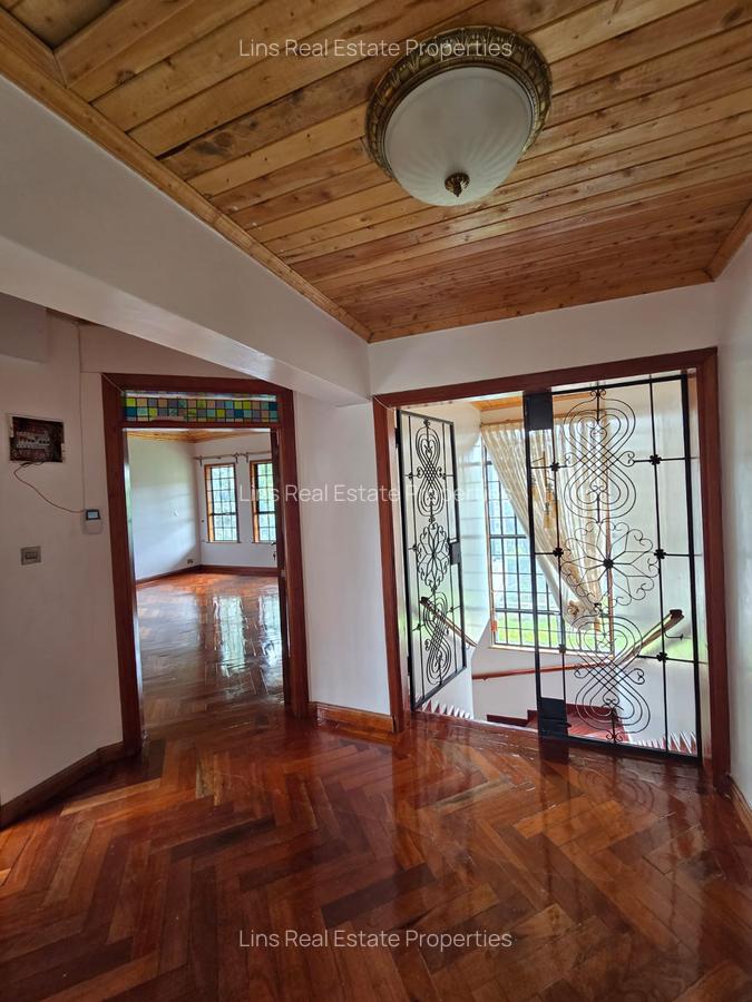 4 Bed House with En Suite in Kitisuru - 9