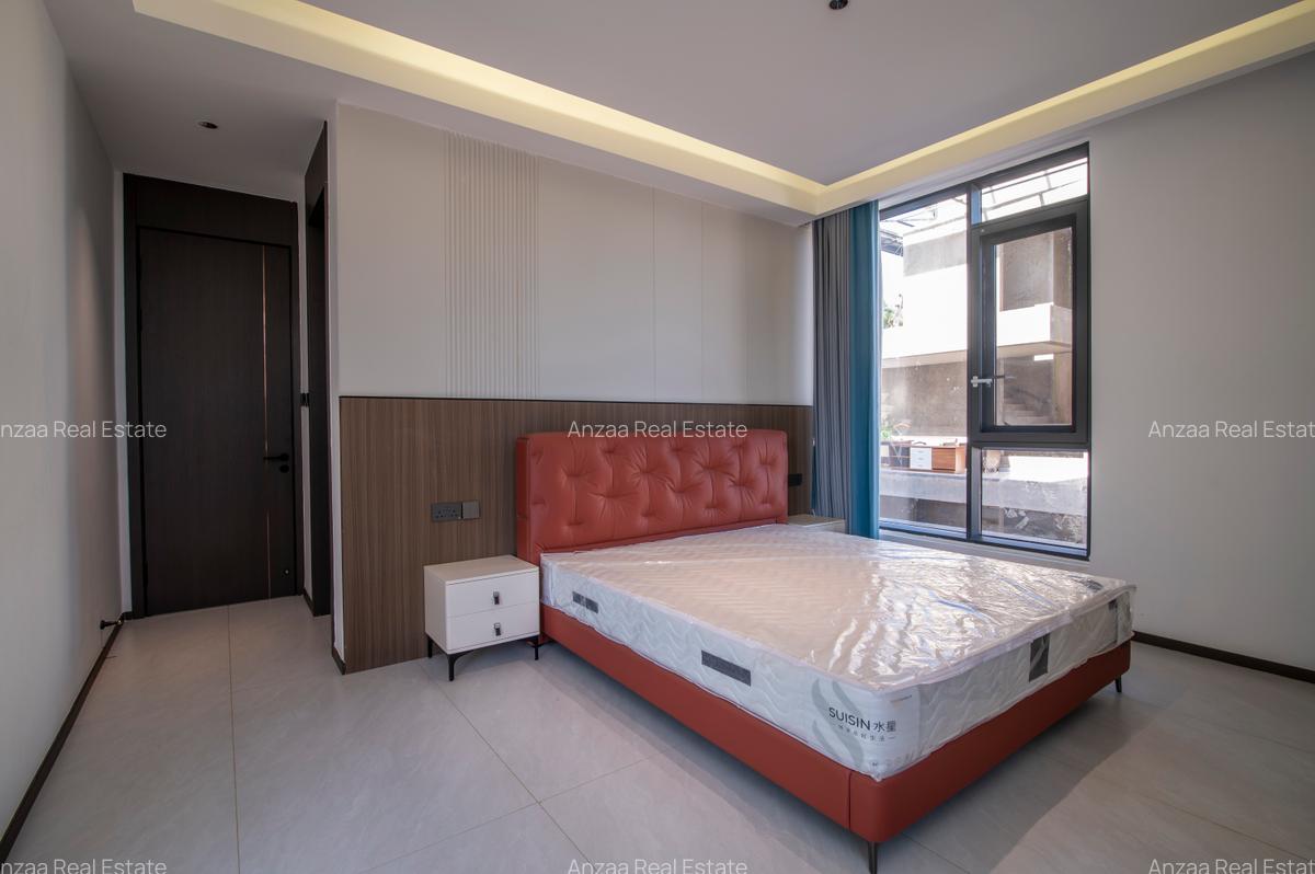 5 Bed Villa with En Suite at Jacaranda Avenue - 12