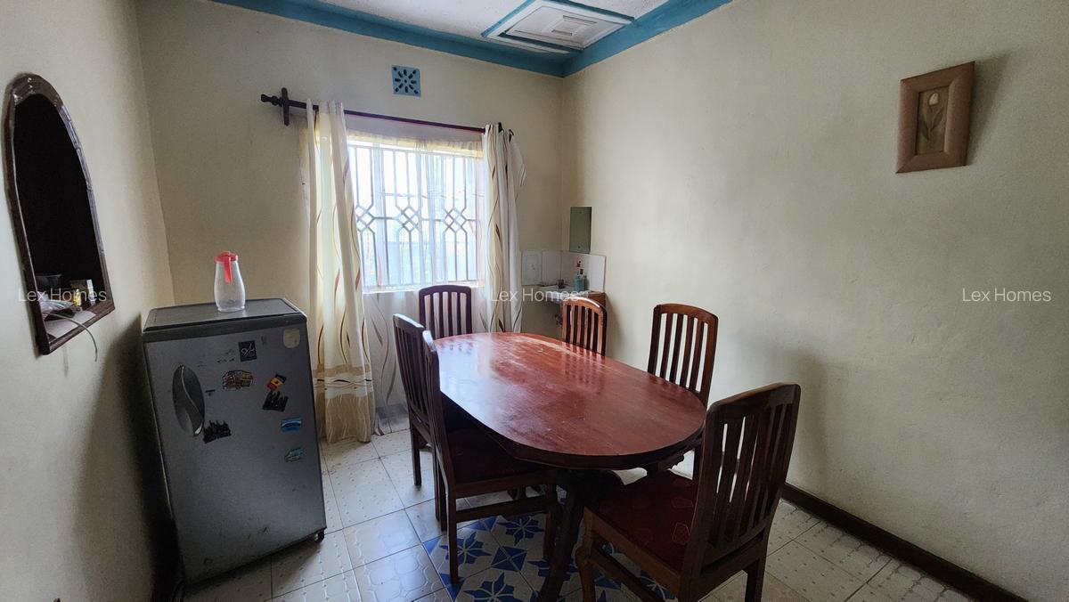 4 Bed House with En Suite at Mashuria - 10