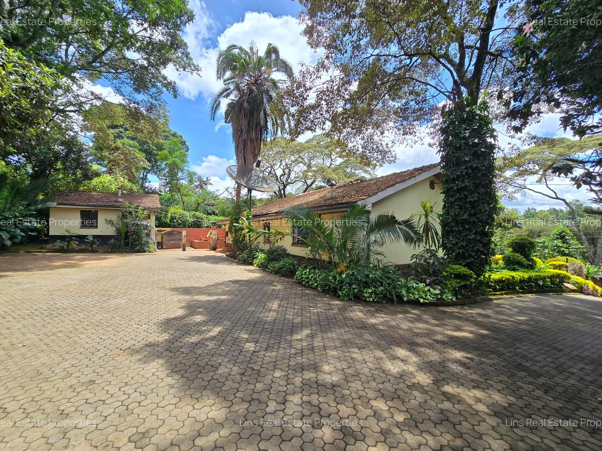 4 Bed House with En Suite in Loresho - 2