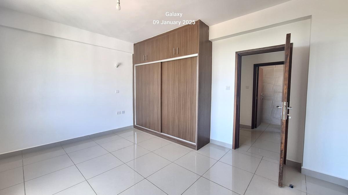 4 Bed Apartment with En Suite at General Mathenge - 14