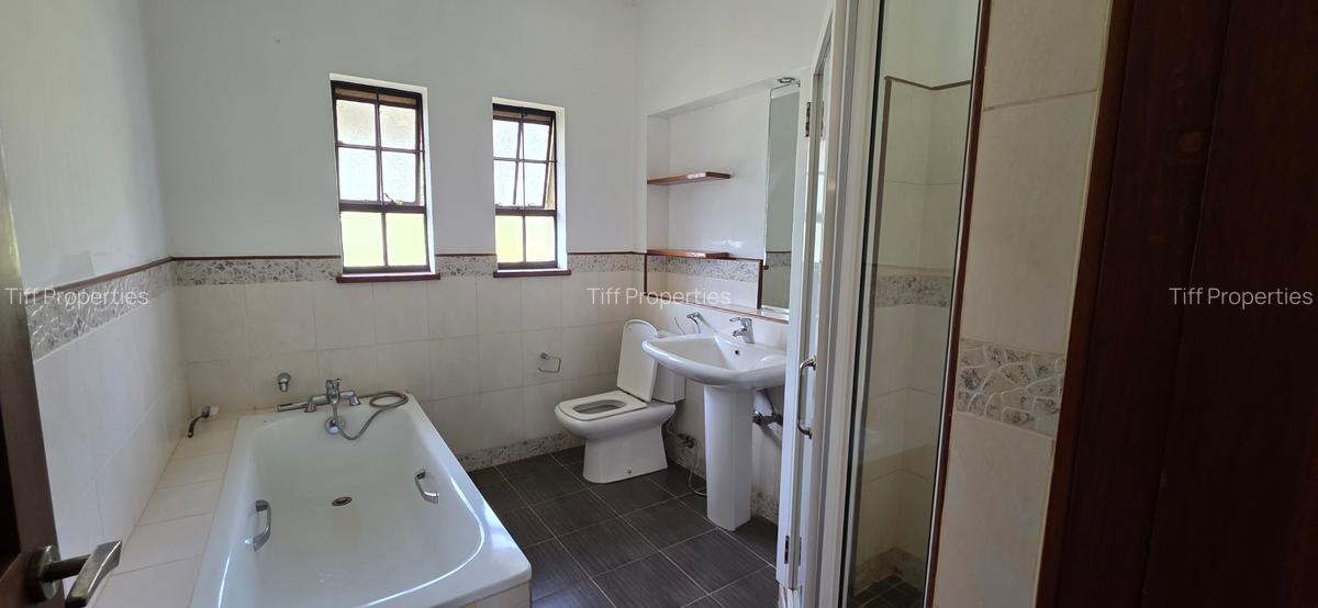 4 Bed Townhouse in Runda - 17