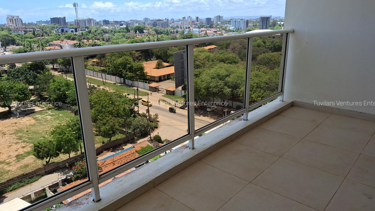 Serviced 3 Bed Apartment with En Suite at Nyali Mombasa - 11