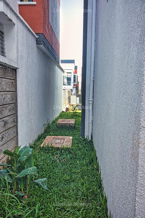 4 Bed House with En Suite at Eastern Bypass - 12