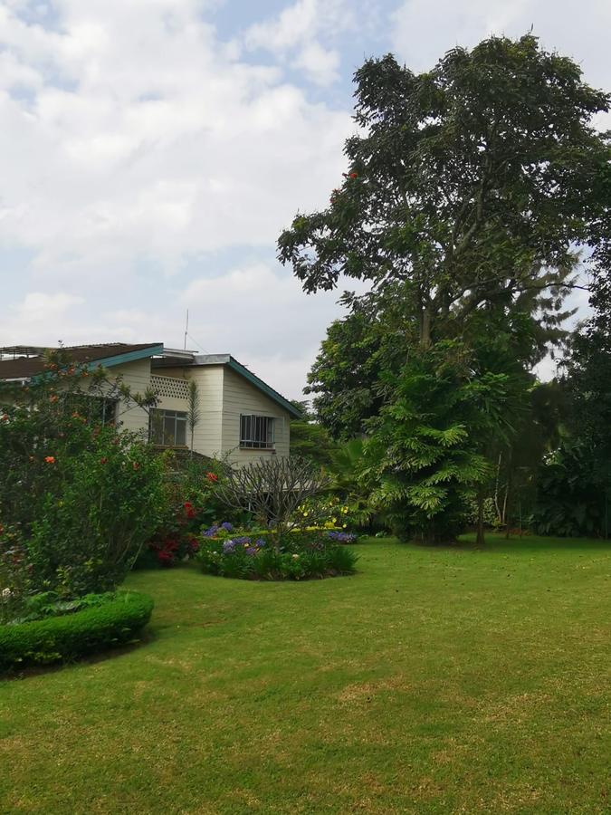 5 Bed Villa with En Suite in Gigiri - 2