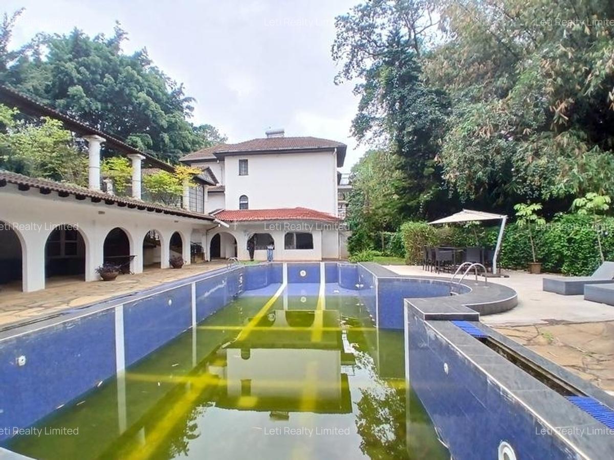 4 Bed Townhouse with En Suite in Lavington - 1