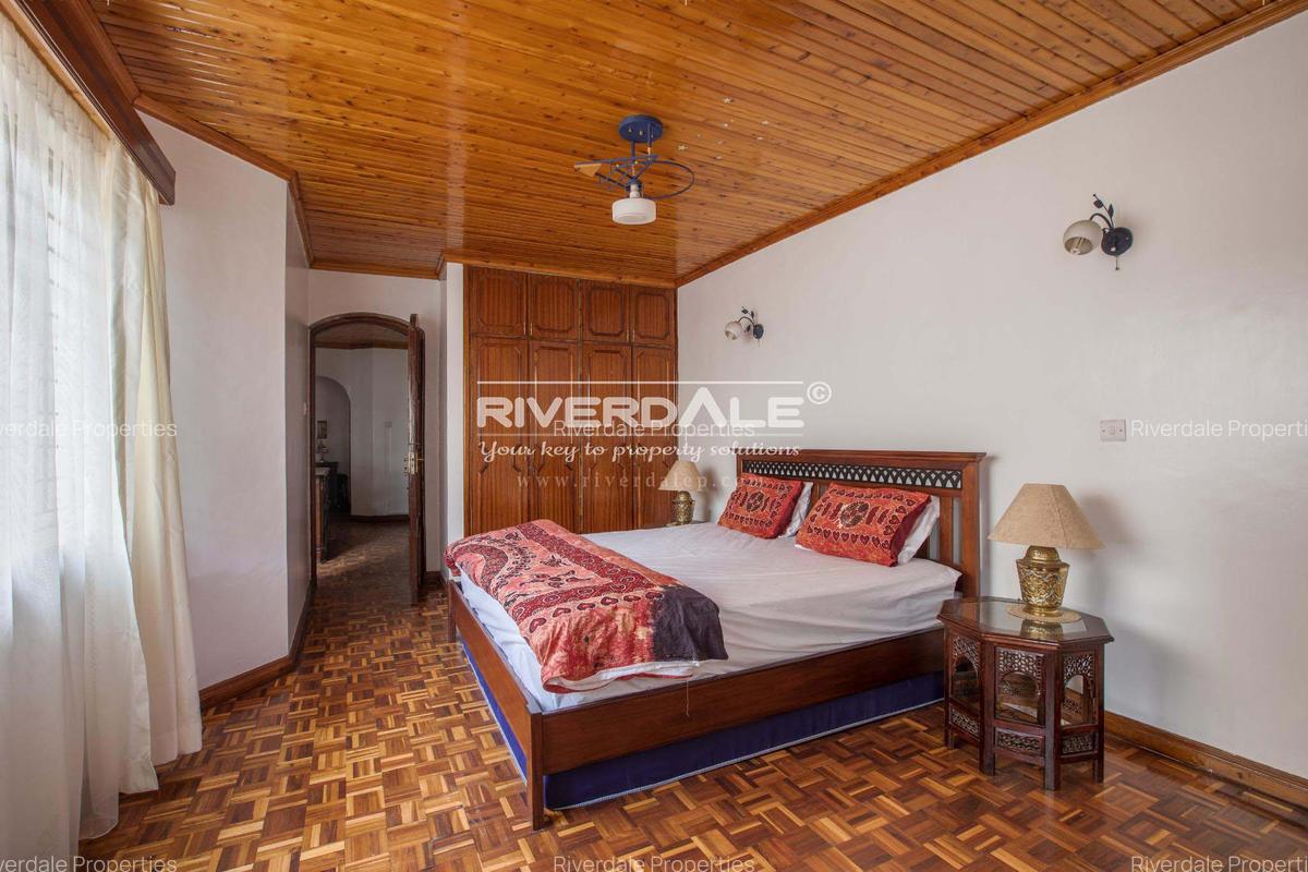 4 Bed Townhouse with En Suite in Westlands Area - 7