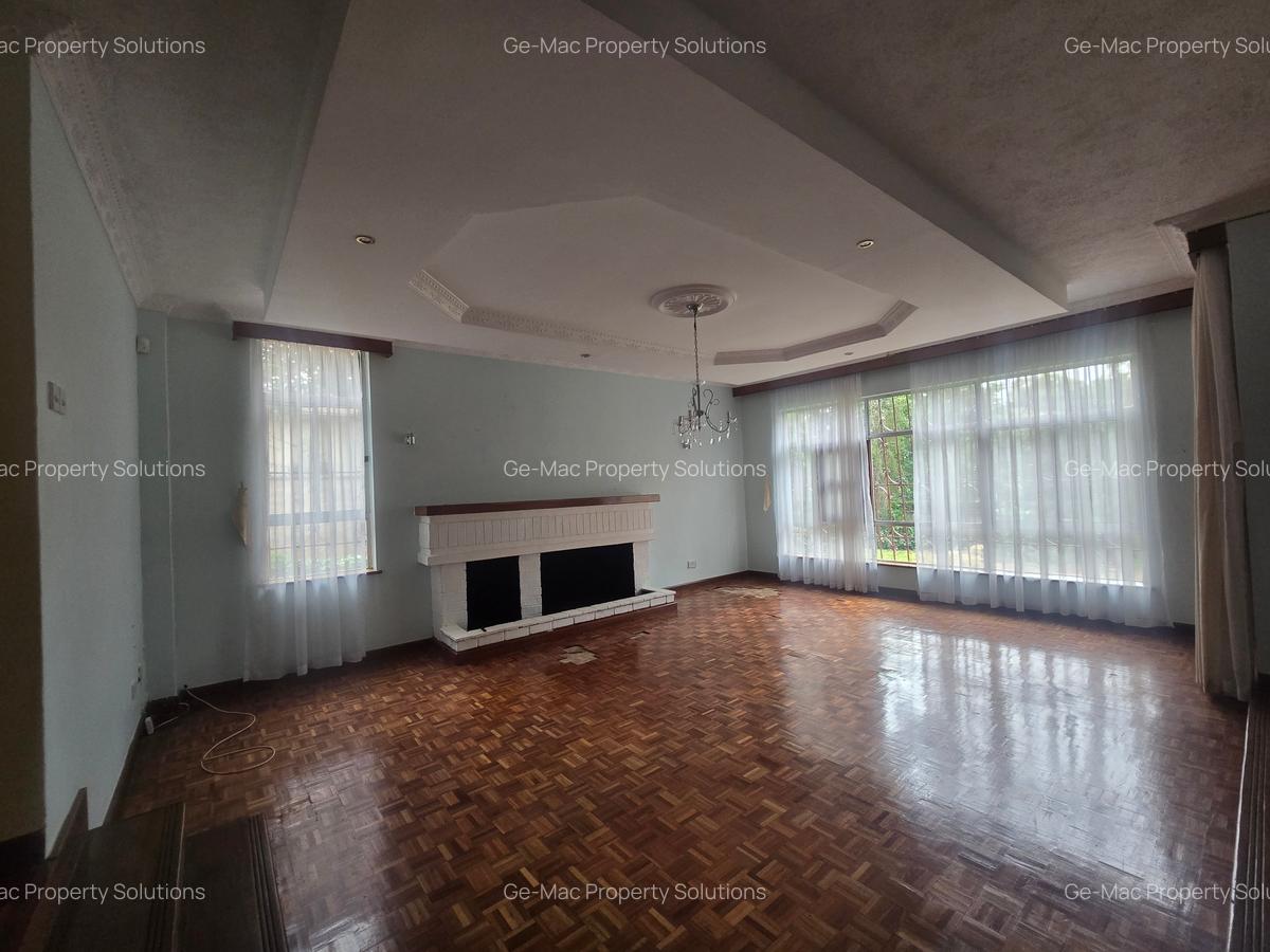 4 Bed House with En Suite in Runda - 4