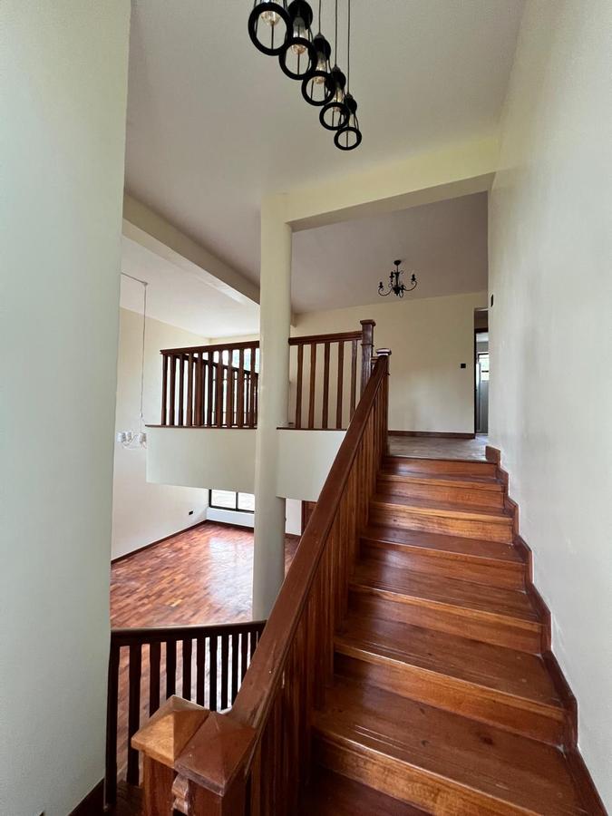 4 Bed Townhouse with En Suite in Karen - 10