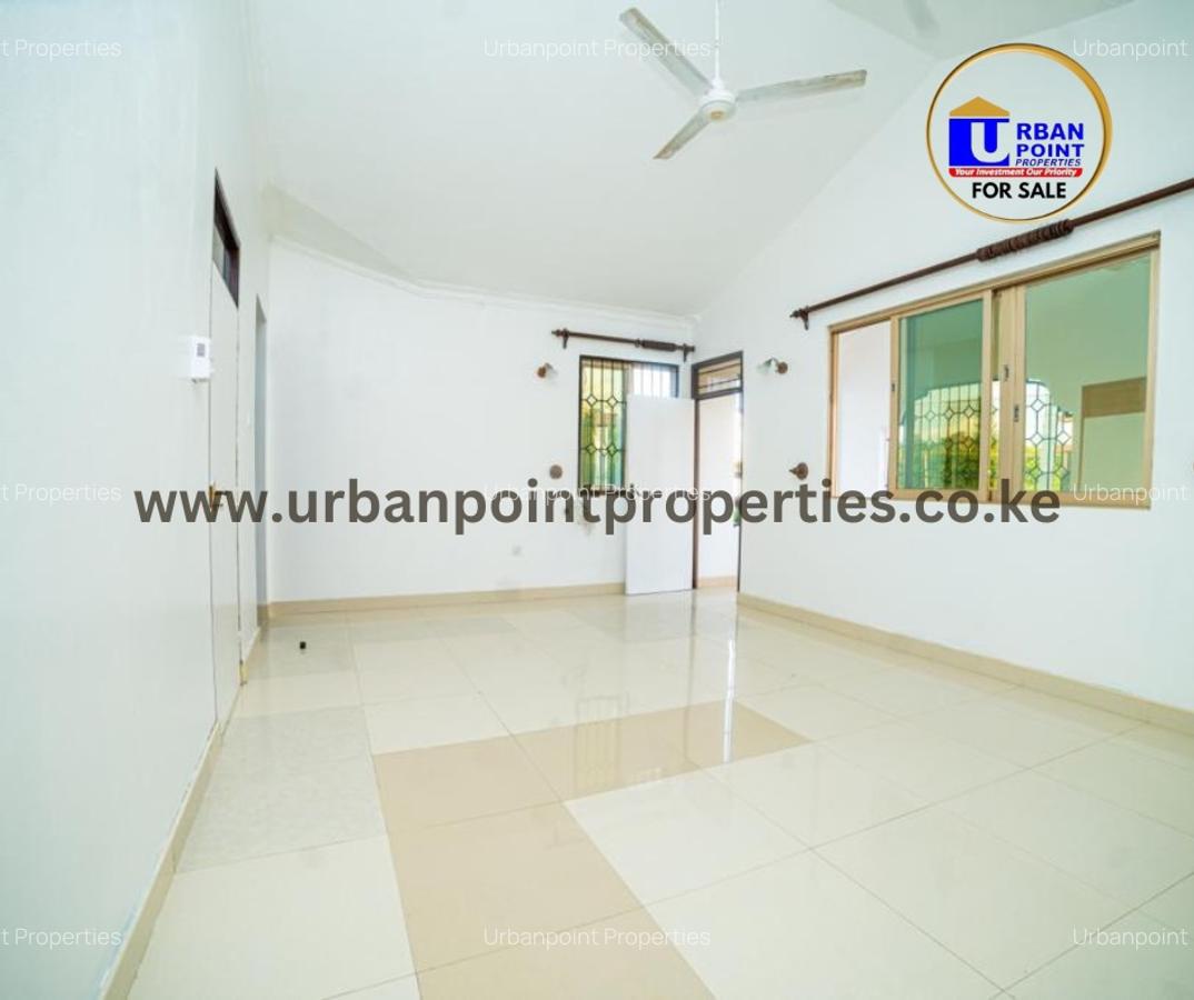 4 Bed Townhouse with En Suite in Shanzu - 16