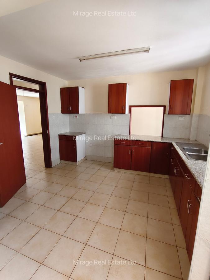 2 Bed Apartment with Borehole in Kilimani - 1