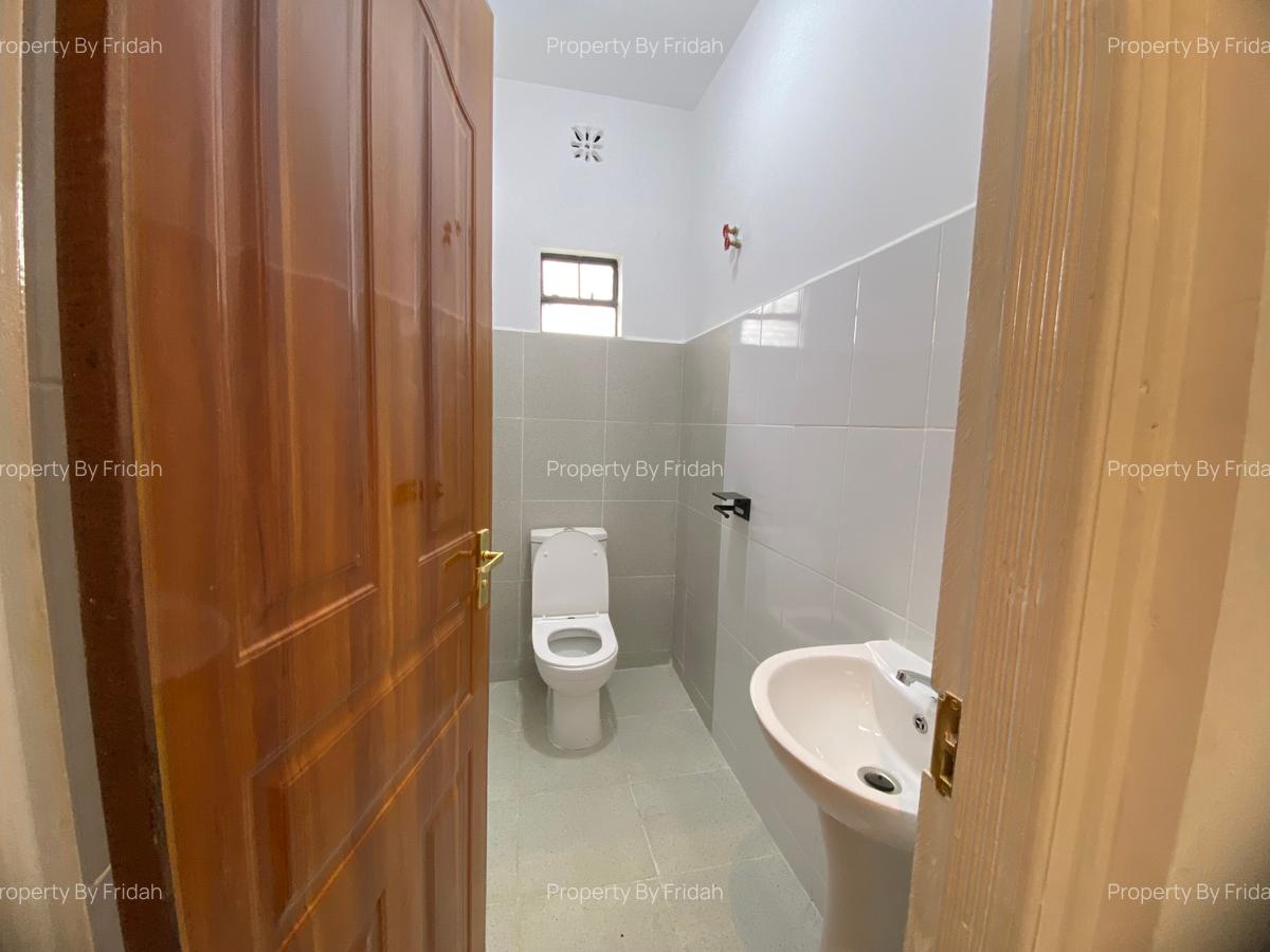 3 Bed House with En Suite in Kitengela - 2