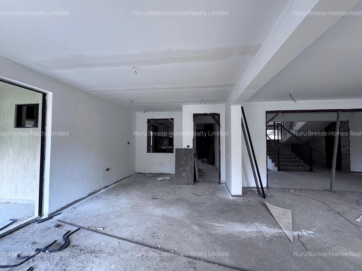 5 Bed Townhouse with En Suite in Karen - 15