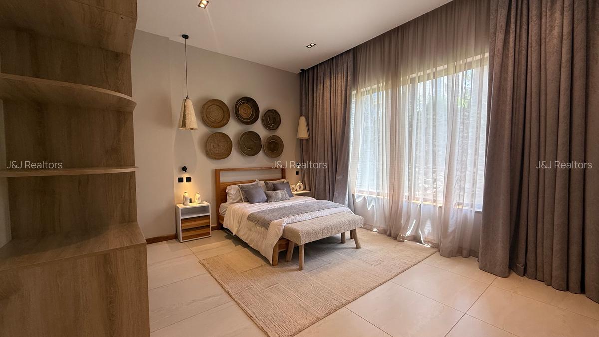 4 Bed Apartment with En Suite in Loresho - 8