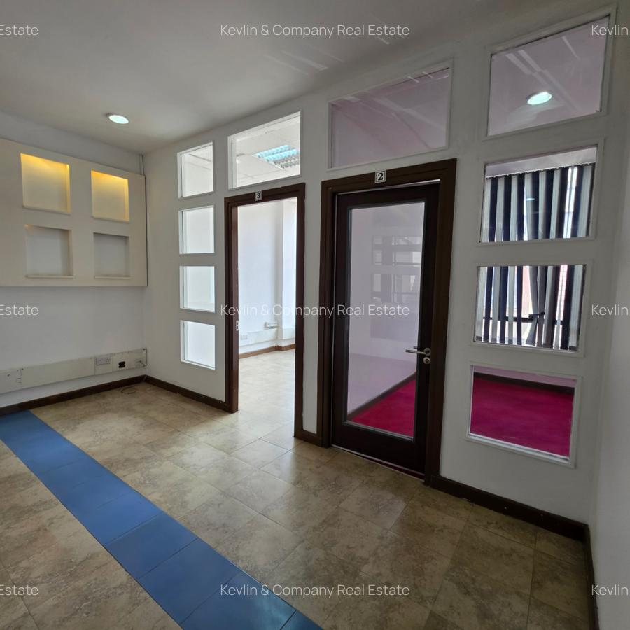 2,700 ft² Office with Backup Generator in Kilimani - 10