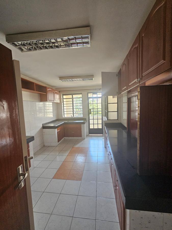 3 Bed Apartment with En Suite at Kileleshwa - 10