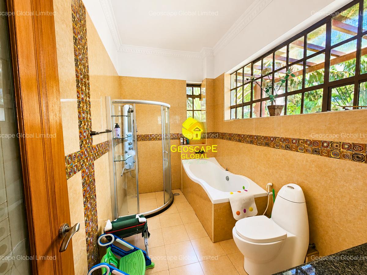 5 Bed House with En Suite in Nyari - 6