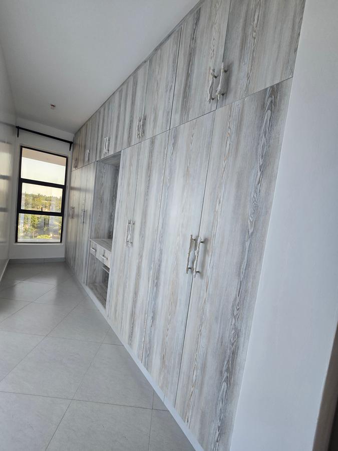 3 Bed Apartment with En Suite in Nyali Area - 16