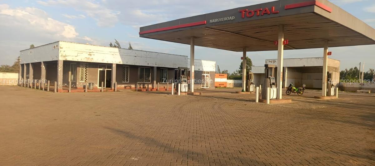 6 Bed House with Borehole at Nyamasaria Kisumu - 6