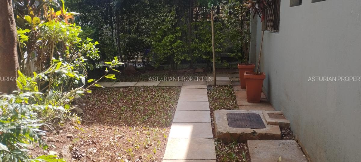 5 Bed Townhouse with En Suite in Lavington - 14