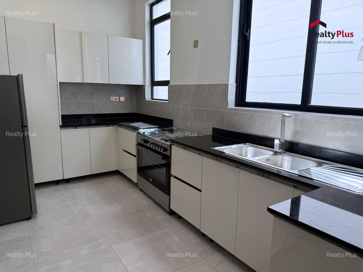 6 Bed Villa with En Suite at Peponi Road - 10