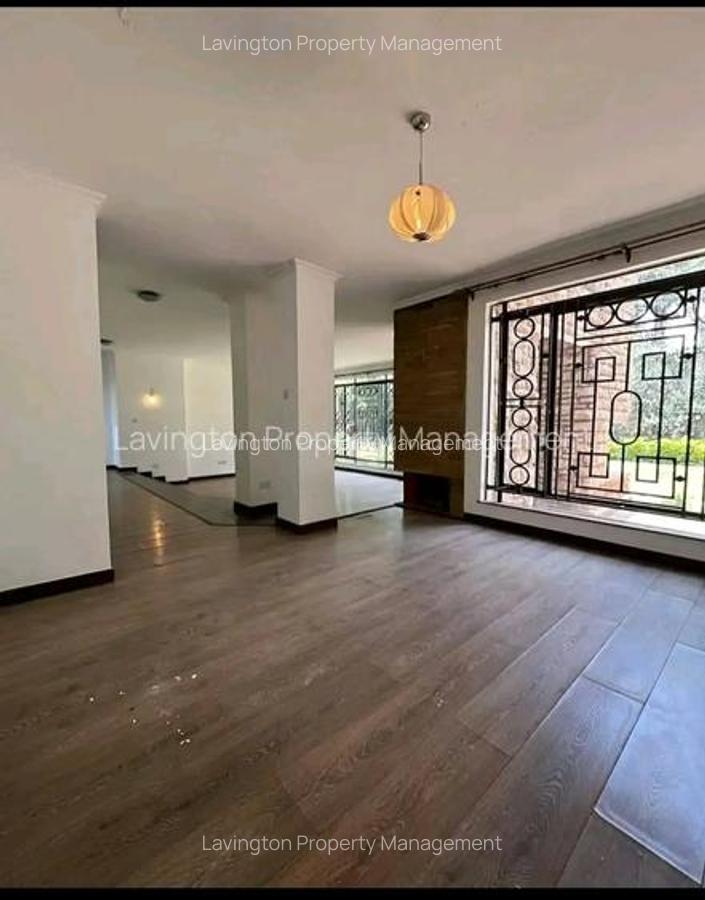 4 Bed Townhouse with En Suite at Lavington Green - 2