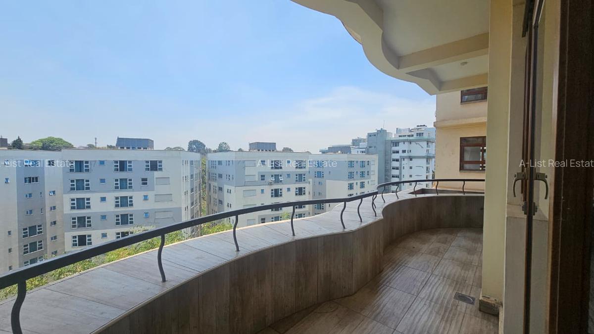 4 Bed Apartment with En Suite at General Mathenge - 16