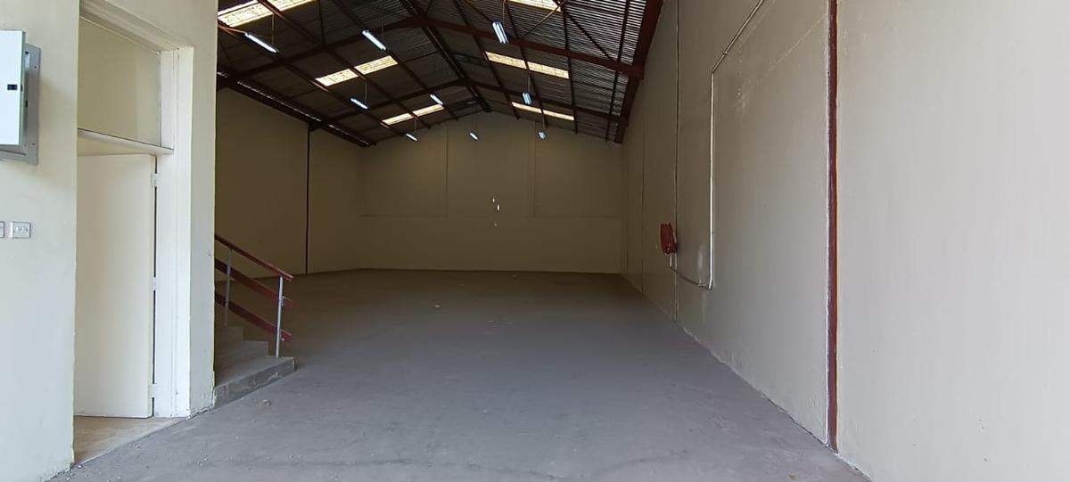 5,527 ft² Warehouse with Service Charge Included in Mombasa Road - 2